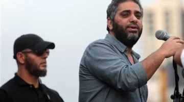 حكم قضائي يسقط تهمتين عن فضل شاكر ويعيد النظر في قضيته القانونية